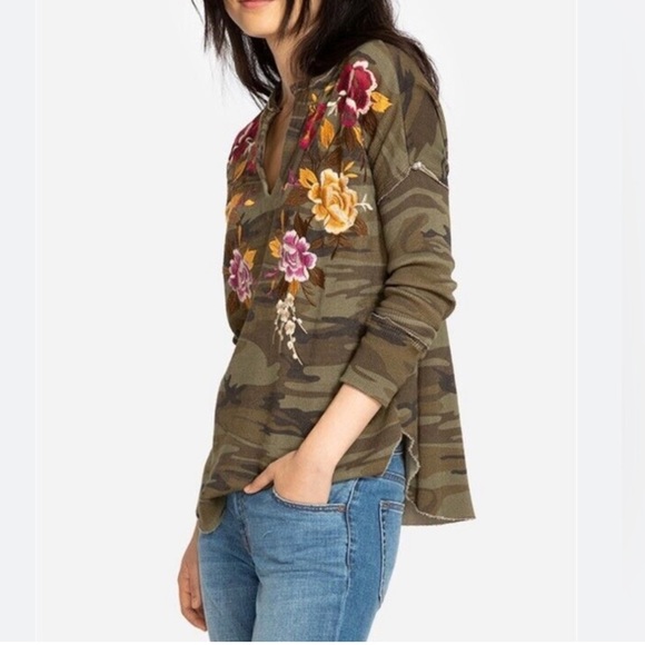 JOHNNY WAS Zosia V-Neck Thermal - Picture 9 of 9